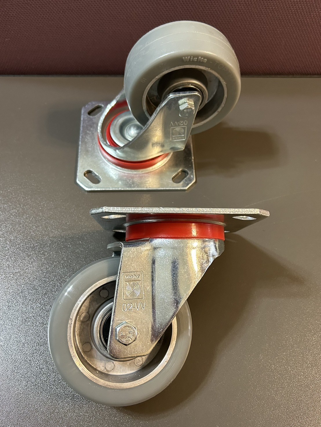 TENNANT  T500E_T300自走式洗地機萬向輪